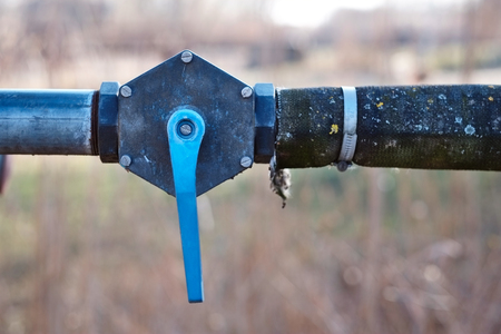 Valve in pipe