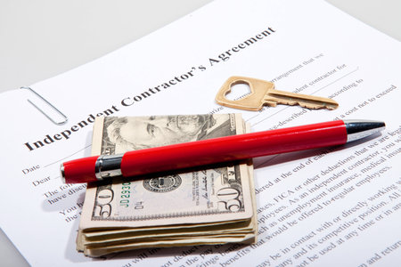 Contactors agreement with key and Dollar notesの写真素材