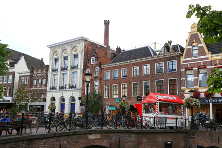 City centre and tourist hotspot of Utrecht with tourists and locals by the city's famous canalsのeditorial素材