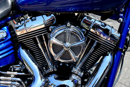 Chrome coated V-Twin engine Chrome coated V-Twin engine