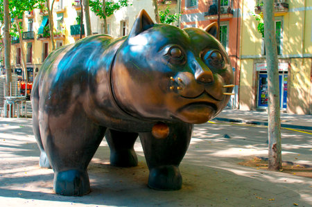BARCELONA, SPAIN - JUNE 16, 2014. The sculpture "El Gato de Botero"  in the El Raval district of Barcelona のeditorial素材