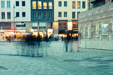 Tourists and locals walking at Stephansplatz of Vienna, Austria. Stephansplatz is the most popular square in the cityのeditorial素材