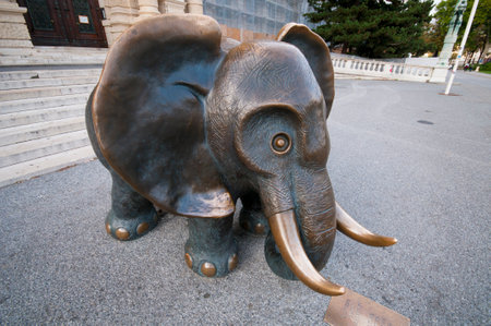 Sculpture African elephant by Gottfried Kumpf at the door of the Museum of Natural History, Vienna, Austriaのeditorial素材