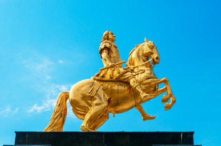 DRESDEN, GERMANY- JUNE 20, 2016: Goldener Reiter, the statue of August the Strongのeditorial素材