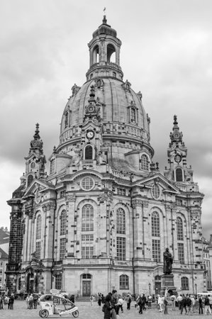 DRESDEN, GERMANY- JUNE 20, 2016:  Frauenkirche (Church of Our lady) at Neumarkt Square. Black and white imageのeditorial素材