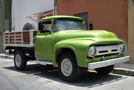 Old Ford Truck 50 green color farmerの写真素材