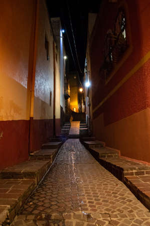 Guanajuato alley at nightのeditorial素材