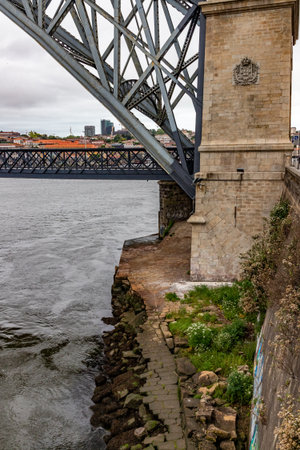 Details of Luis I bridge over Douro river, Porto, Portugalの写真素材