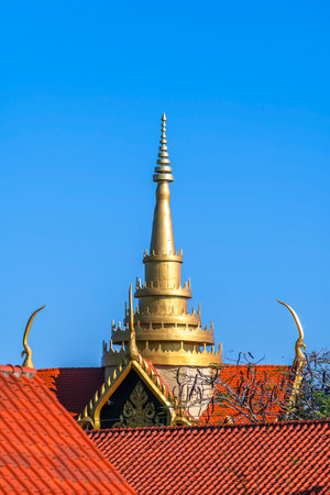 Golden pagoda on blue sky background, Wat Phra That Doi Suthep, Chiang Mai, Thailandの写真素材