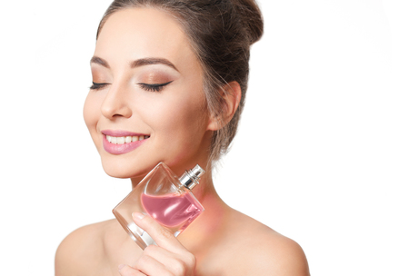 Portrait of a gorgeous young brunette woman in stylish makeup.
の写真素材