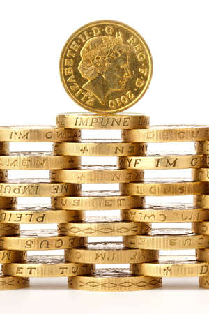 queen's head on british one pound coins