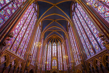 PARIS, FRANCE - MAY 16, 2016: Interior of the famous Saint Chapelle.Sainte Chapelle is one of the most beautiful and famous landmark in Paris.のeditorial素材