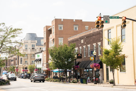 Carmel, Indiana - July 25, 2024:  Street scene from midwest suburban city of Carmel Indiana along the Monon Trail near the Arts and Design District.のeditorial素材