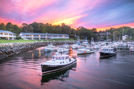 sunset at marinaのeditorial素材