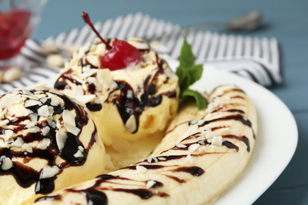 Delicious dessert with banana ice cream on table, closeupの写真素材