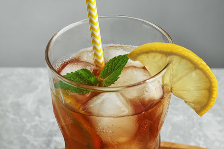Glass of delicious iced tea, closeup viewの写真素材