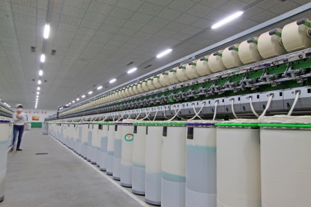 Luannan, November 20, 2012  Machinery and equipment in a spinning production line in the Zeao spinning company, in November 20, 2012, Luannan County, china  This is the largest of a modern spinning company in Hebei province  のeditorial素材