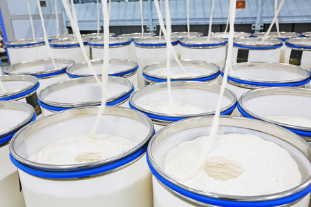 LUANNAN COUNTY - DECEMBER 20: The combed cotton production workshop in the ZeAo spinning LTD., on December 20, 2013, Luannan county, hebei province, China. 
のeditorial素材