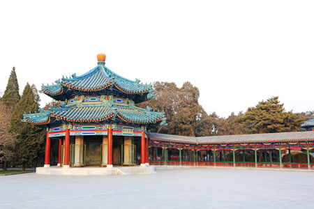 BEIJING - December 22: The Eight Pillar Pavilion building landscape in the Zhongshan Park, on December 22, 2013, beijing, china.
のeditorial素材