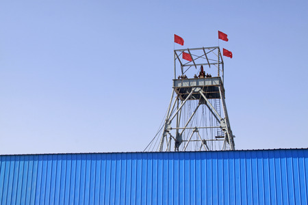 MACHENG - March 6: Drilling derrick in MaCheng iron mine on march 6, 2014, Luannan County, Hebei Province, Chinaのeditorial素材