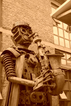 TANGSHAN - OCTOBER 18: The mechanical parts made of character statues in the kailuan national mine park on october 18, 2013, tangshan city, hebei province, China.のeditorial素材