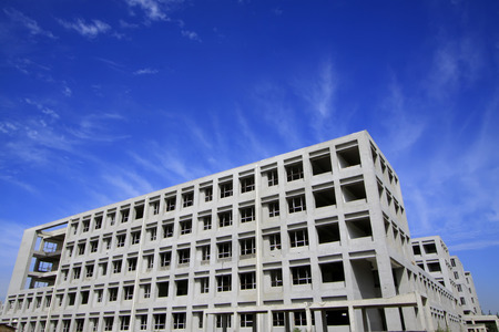 LUANNAN COUNTY - SEPTEMBER 15: Unfinished construction site under the blue sky on September 15, 2014, Luannan county, Hebei Province, Chinaのeditorial素材