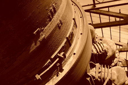 abandoned mechanical equipment in a factory, north chinaのeditorial素材