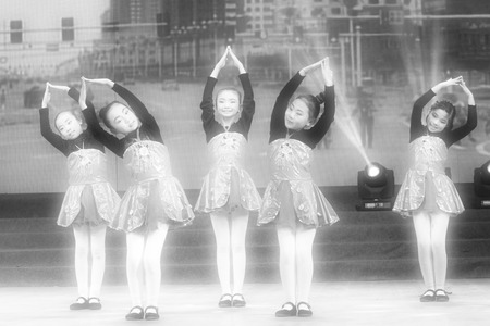 TANGSHAN - JANUARY 26: The children's dance performance on the stage, January 26, 2014, tangshan, china.のeditorial素材