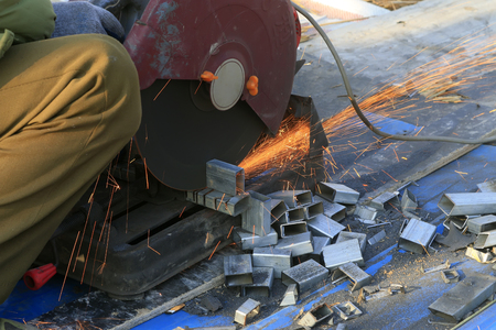 Saw cutting aluminum alloy
