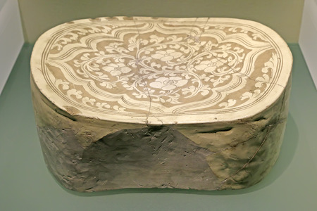 Chinese ancient ceramic pillowのeditorial素材