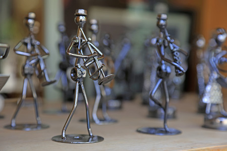 metal band decoration figure