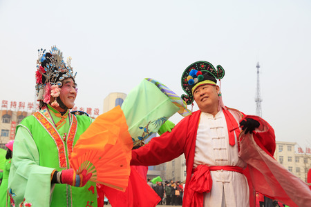 Luannan County - February 4, 2017: Chinese folk Yangko performance, Luannan County, Hebei Province, Chinaのeditorial素材