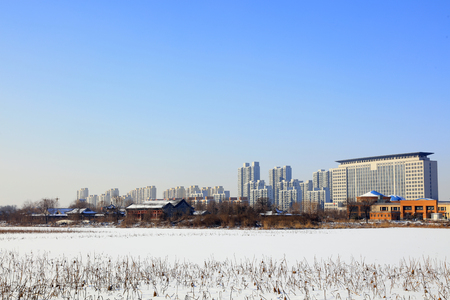 City snow scenery in northern Chinaのeditorial素材