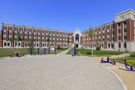Tangshan - April 22, 2017: Campus Scenery of Tangshan Polytechnic College, Tangshan City, Hebei Province, Chinaのeditorial素材