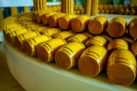 Oak barrel model