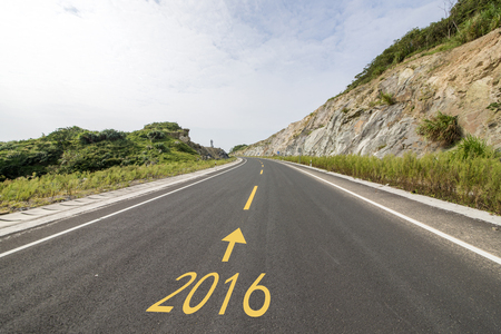 highway road with 2016 on itの写真素材