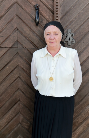 OTSAGABIA,SPAIN-AUGUST 29, 2015: Otsagabia the town hosts for the twelfth consecutive year the party Orhipean: crafts and traditions on August 29, in Otsagabia, Spain.のeditorial素材