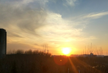 The setting sun at Henan University of Science and Technologyのeditorial素材