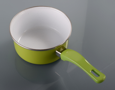 Enameled pan with handle, top viewの写真素材