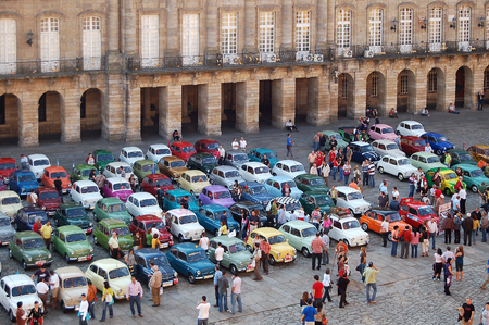 Car enthusiasts admire vintage Seats in front of the Palace of Raxoi  in the Obradoiro Square - Santiago de Compostela, Galicia, Spain, 13 October 2007のeditorial素材