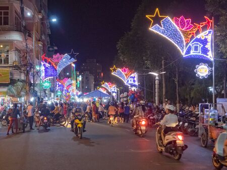 Busy evening before the Vietnamese New Year - Can Tho, Vietnamのeditorial素材