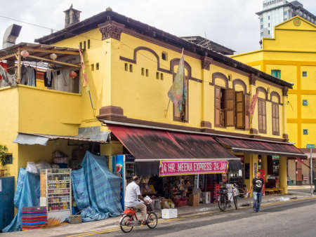 Shop on Kampong Kapor Road in the Little India district - Singaporeのeditorial素材