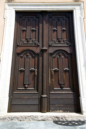 door italy  lombardy     in  the milano old   church   closed brick  pavementの写真素材