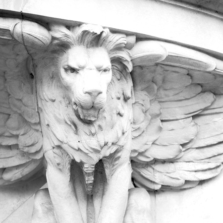 marble and statue in old city of london englandの写真素材