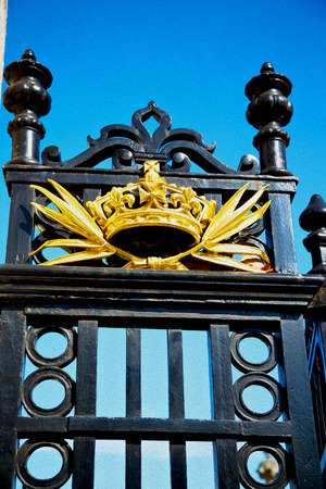 in london england the old metal gate  royal palaceのeditorial素材