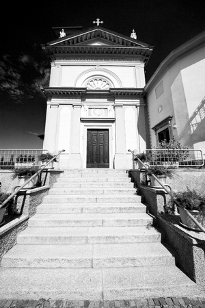 column old architecture      in italy europe milan        religion and sunlightの写真素材