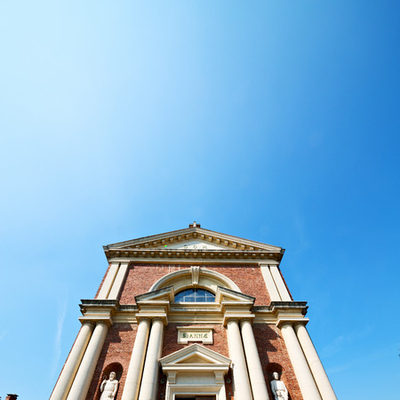 column old architecture     in italy europe milan     religion and sunlightの写真素材