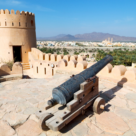 castle and cannon near the wall in oman muscat the oldのeditorial素材