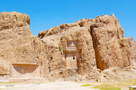 blur in iran near persepolis the old ruins historical destination monuments and mountainのeditorial素材