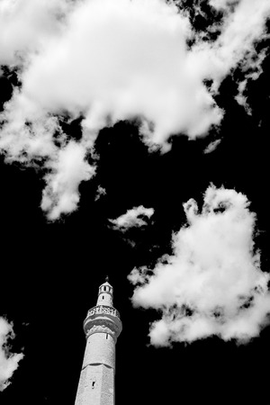 blur in iran  blur  islamic mausoleum old   architecture mosque  minaret near the  skyの写真素材